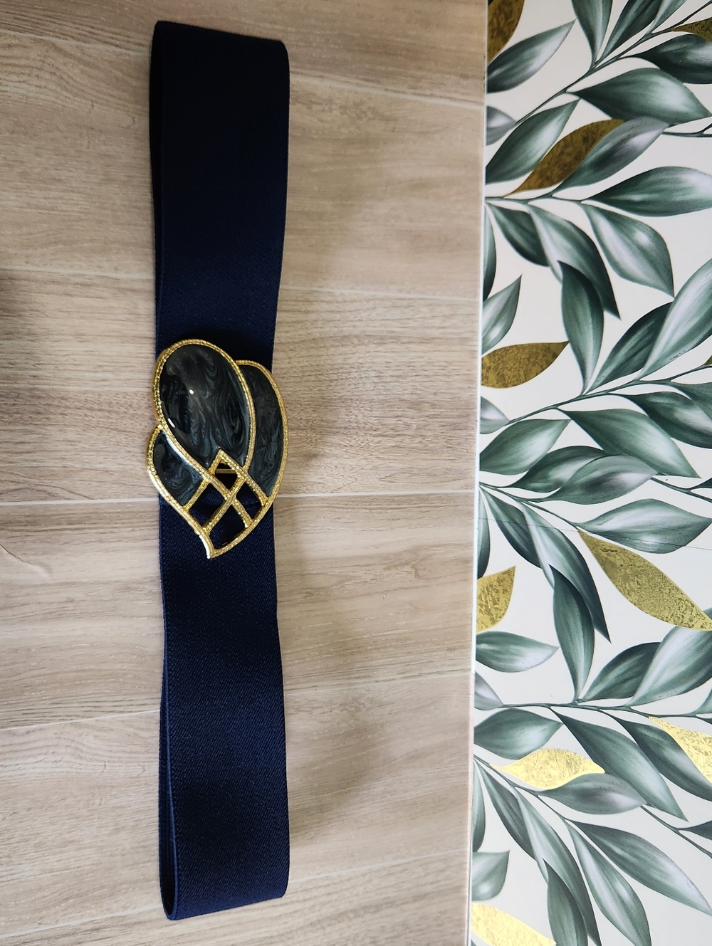 Vintage Day-Lor Navy Blue Elastic Cinch Belt Gold Enamel Art Deco Buckle USA